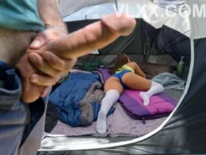 Em y tá đi làm với tinh thần chăm sóc cặc hết mình