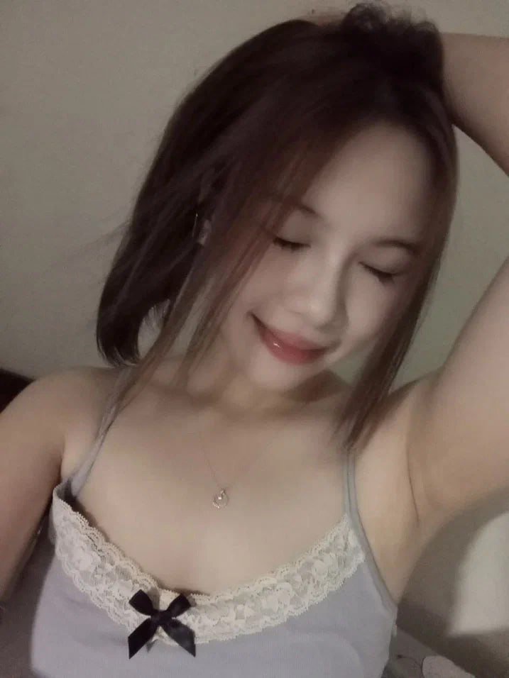 Chuyến ghé thăm bất ngờ của idol nene yoshitaka đến các fan hâm mộ